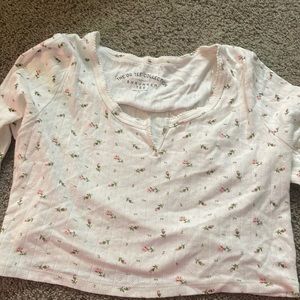 Aeropostale Floral long Sleeve